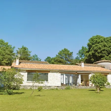 Hébergement de vacances Awesome In Sers With Kitchen Sers (Charente)